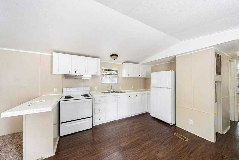 123 Norene St - Photo 3 of 11