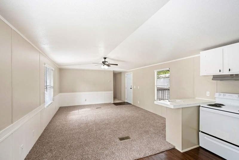123 Norene St - Photo 4 of 11