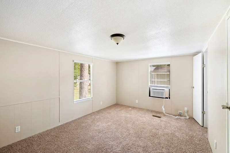 123 Norene St - Photo 7 of 11
