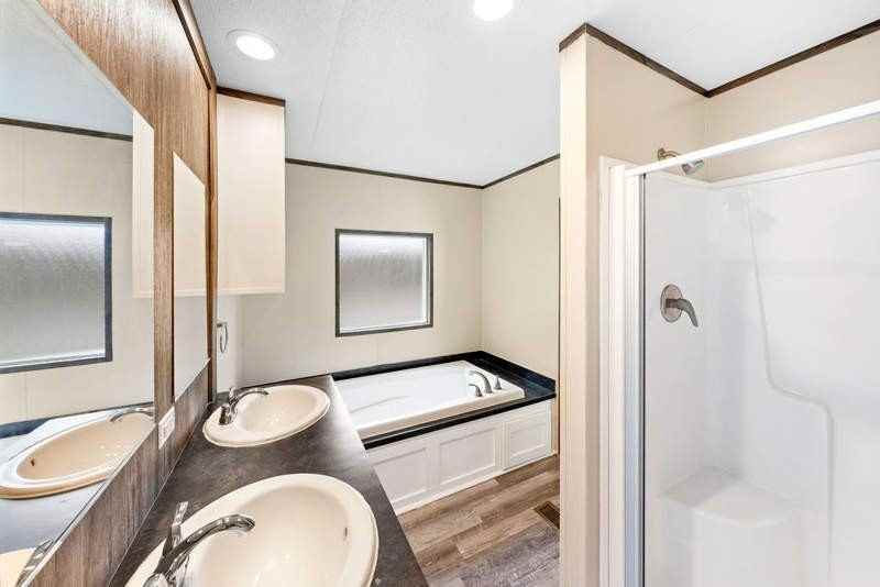 212 Peggy St - Photo 7 of 12