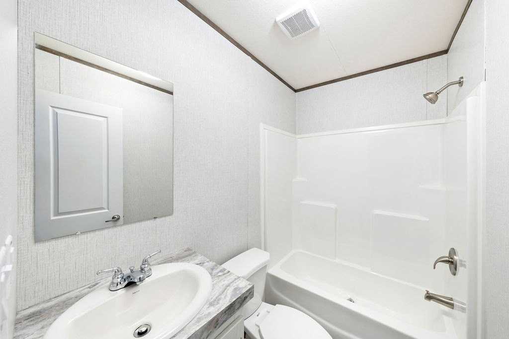 227 Fryer St - Photo 6 of 10