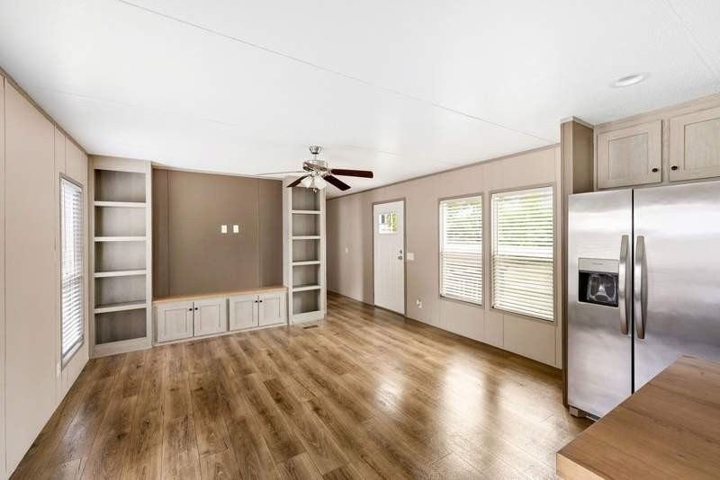 122 Linda St - Photo 4 of 12