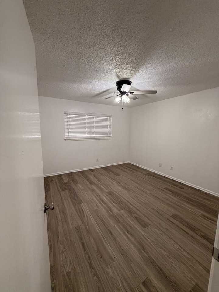 1309 Tanglewood Ln - Photo 7 of 11