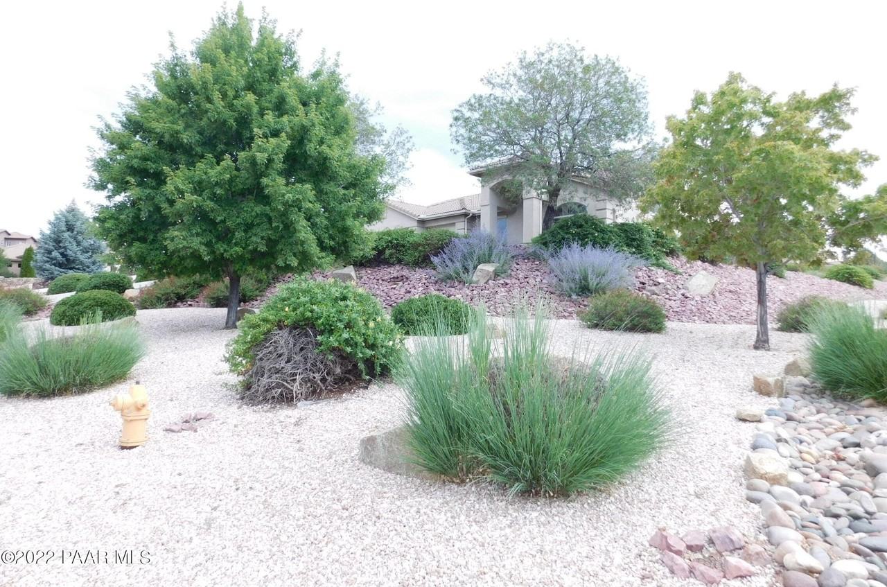 5707 Cilantro Ct - Photo 3 of 33