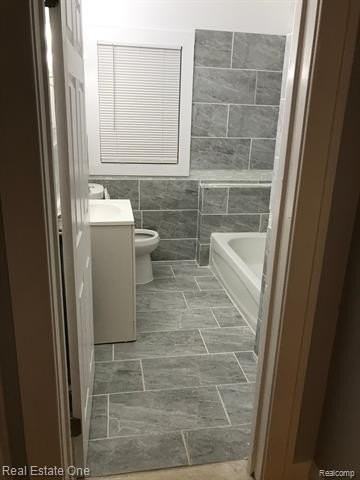 2308 Calvert St - Photo 2 of 8