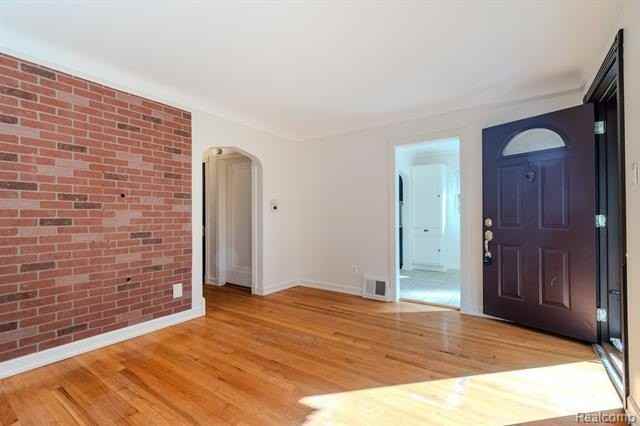1616 N Vermont Ave - Photo 4 of 24