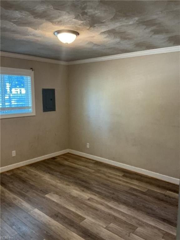 318 W 36th St #5 - Photo 4 of 7