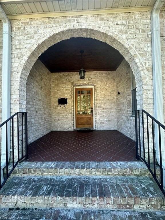 1315 Bolling Ave - Photo 5 of 47