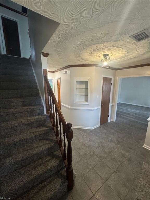 1307 Hillock Xing - Photo 2 of 15