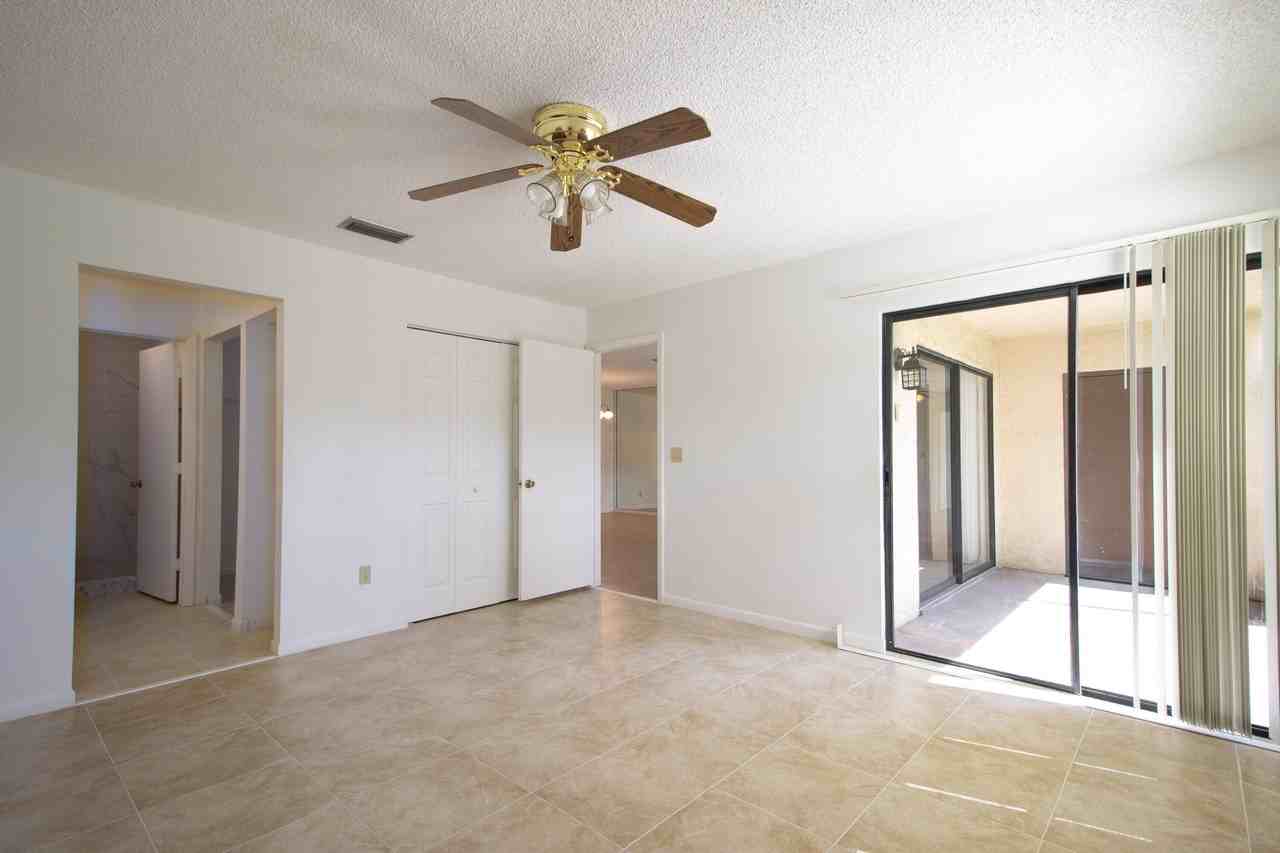 105 Lakeview Dr E - Photo 7 of 12