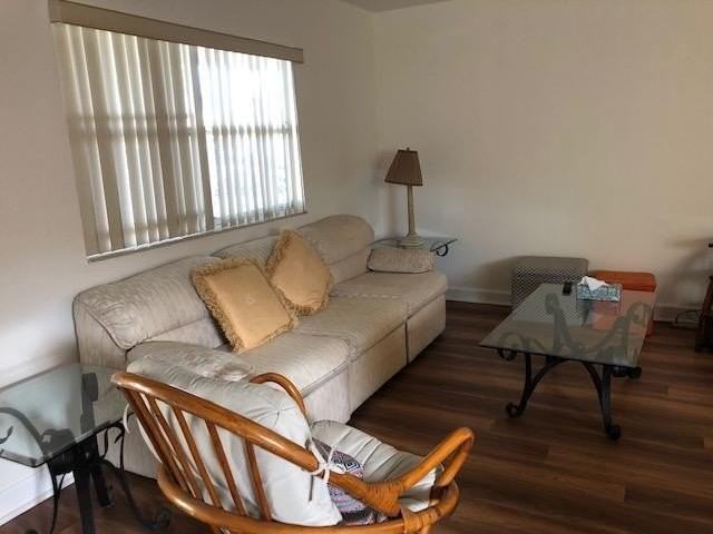 194 Monaco Way - Photo 2 of 20
