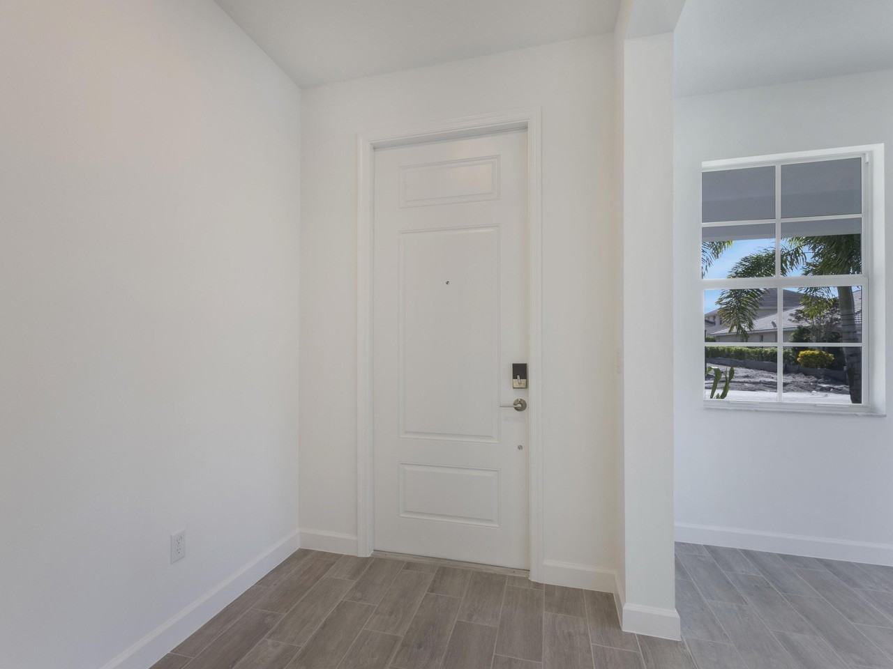 6765 Cobia Cir - Photo 7 of 50