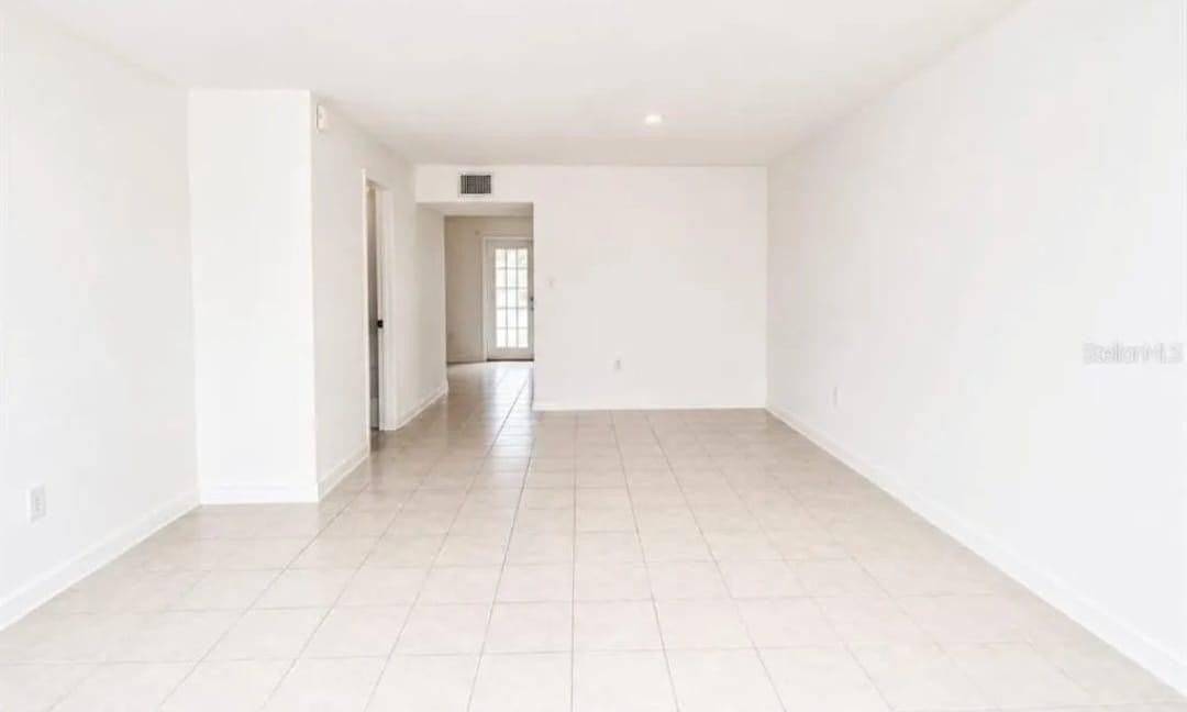 5850 Cypress Gardens Blvd #608 - Photo 3 of 8