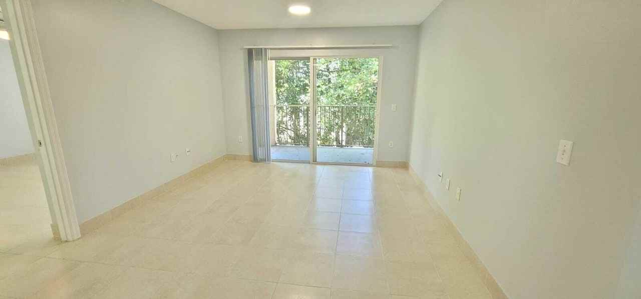 4021 San Marino Blvd #206 - Photo 2 of 11
