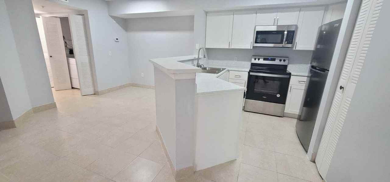 4021 San Marino Blvd #206 - Photo 3 of 11