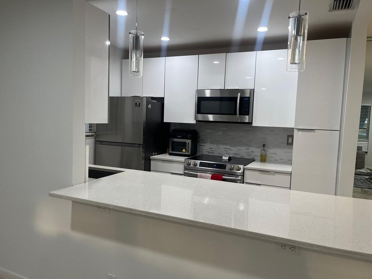 1070 North Dr #D - Photo 3 of 6