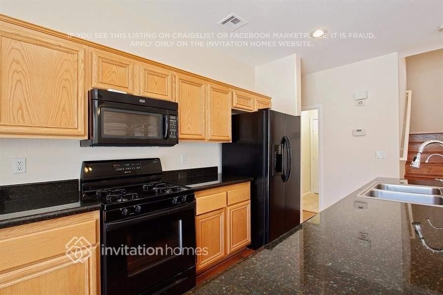 367 Common Ct - Photo 6 of 15
