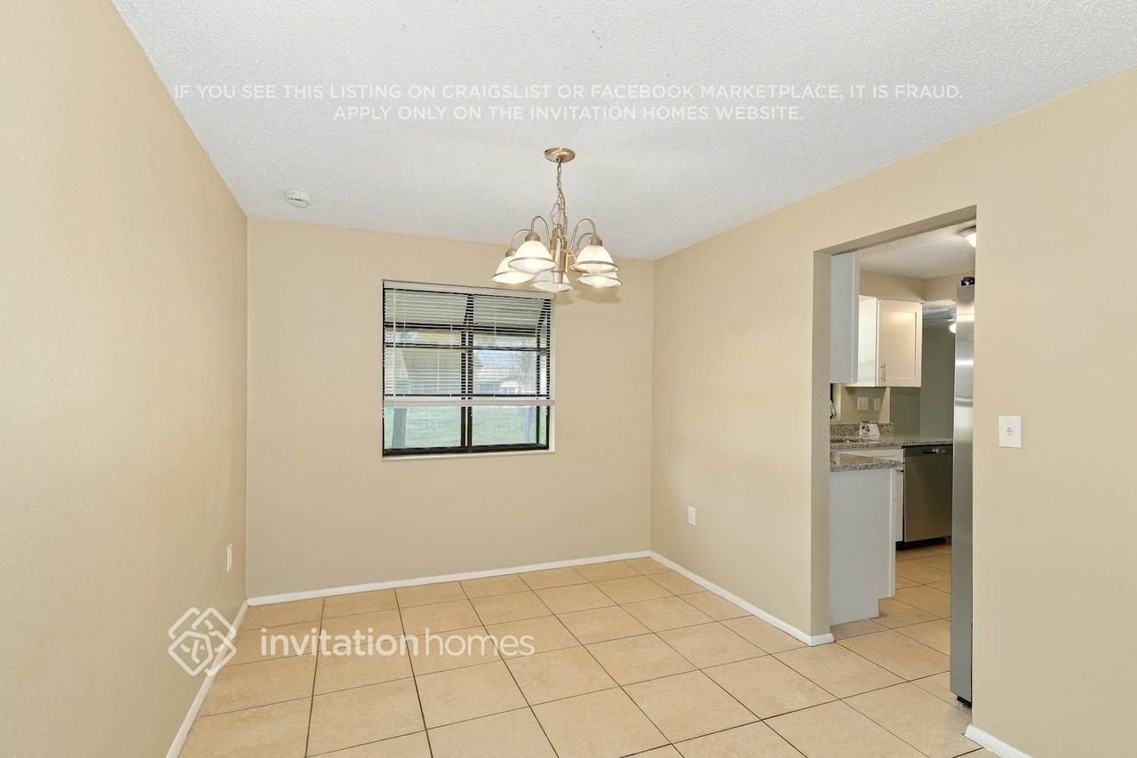 420 Arrowhead Ct - Photo 5 of 17