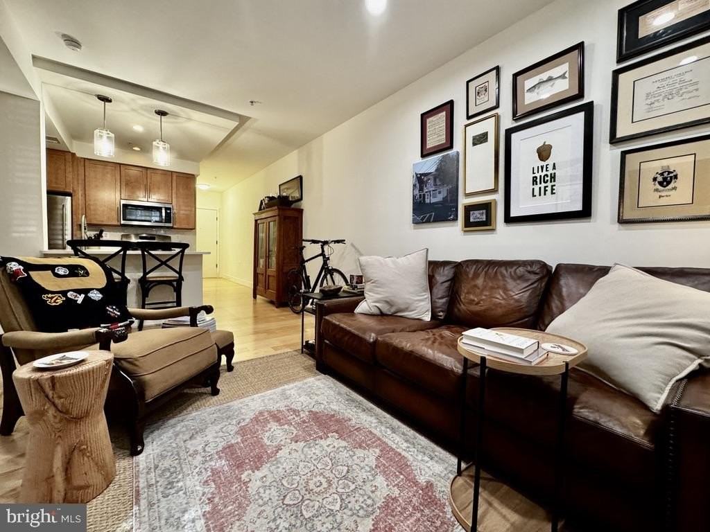 1425 11th St Nw #102 - Photo 5 of 20