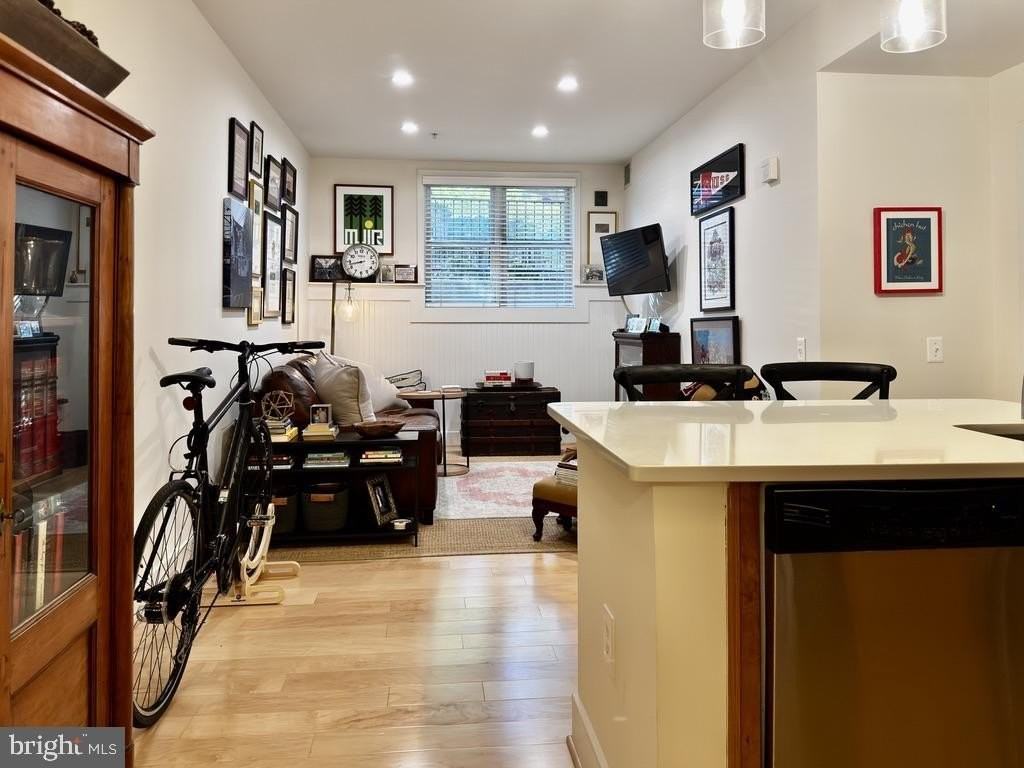 1425 11th St Nw #102 - Photo 6 of 20