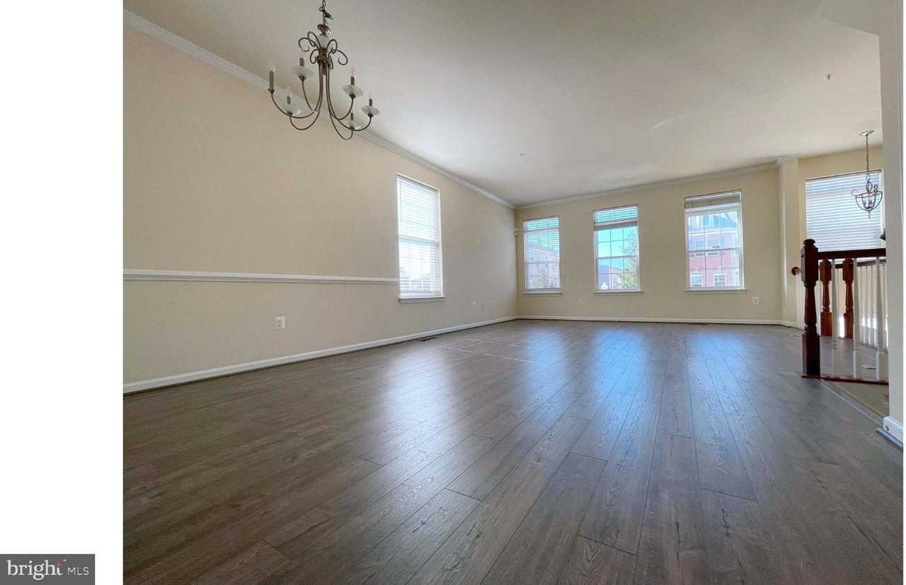7165 Hummingbird Dr - Photo 3 of 33