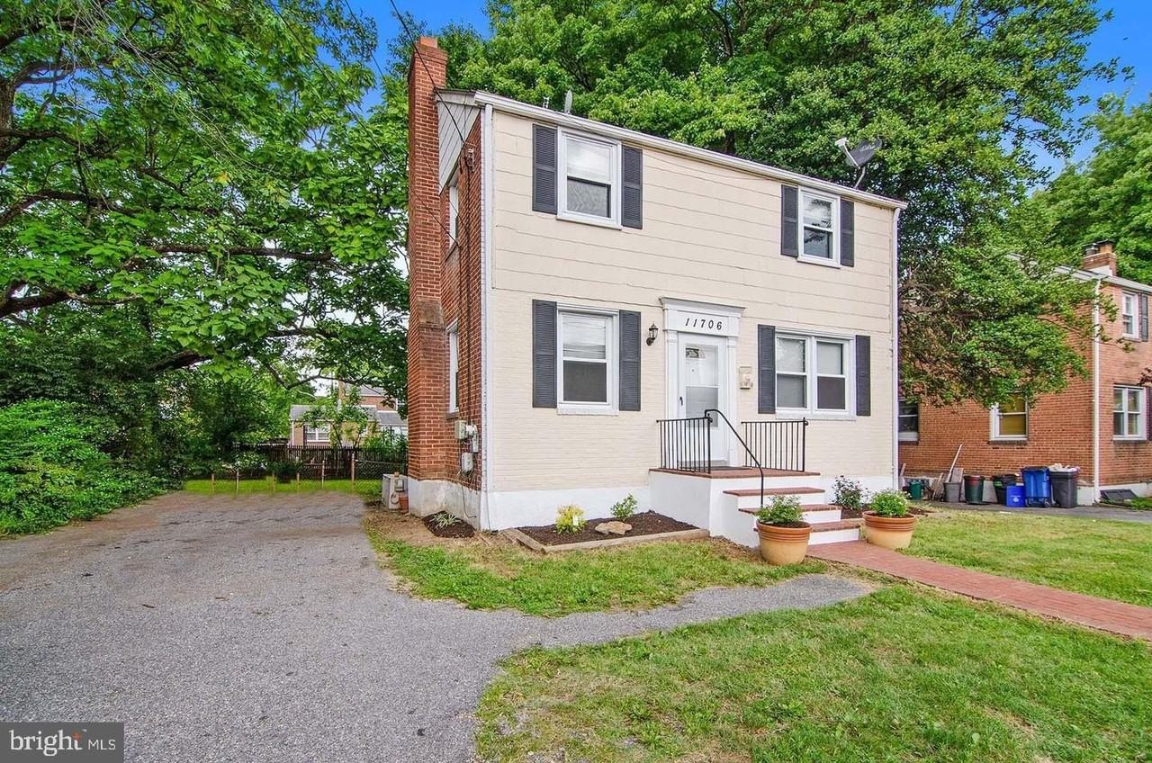 11706 Georgia Ave - Photo 3 of 31