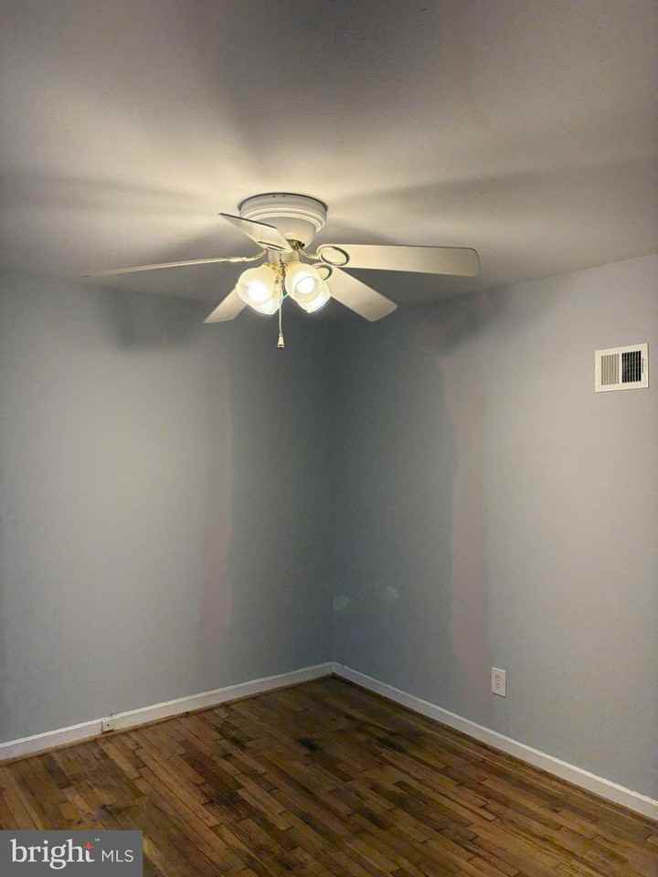 2801 Iverson St #123 - Photo 6 of 7