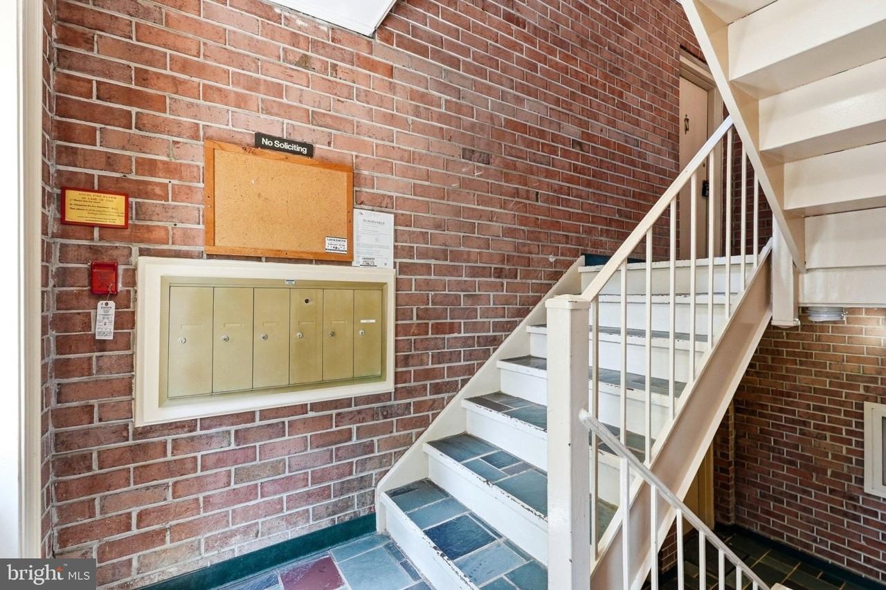 5976 Westchester Park Dr #5976T1 - Photo 5 of 23