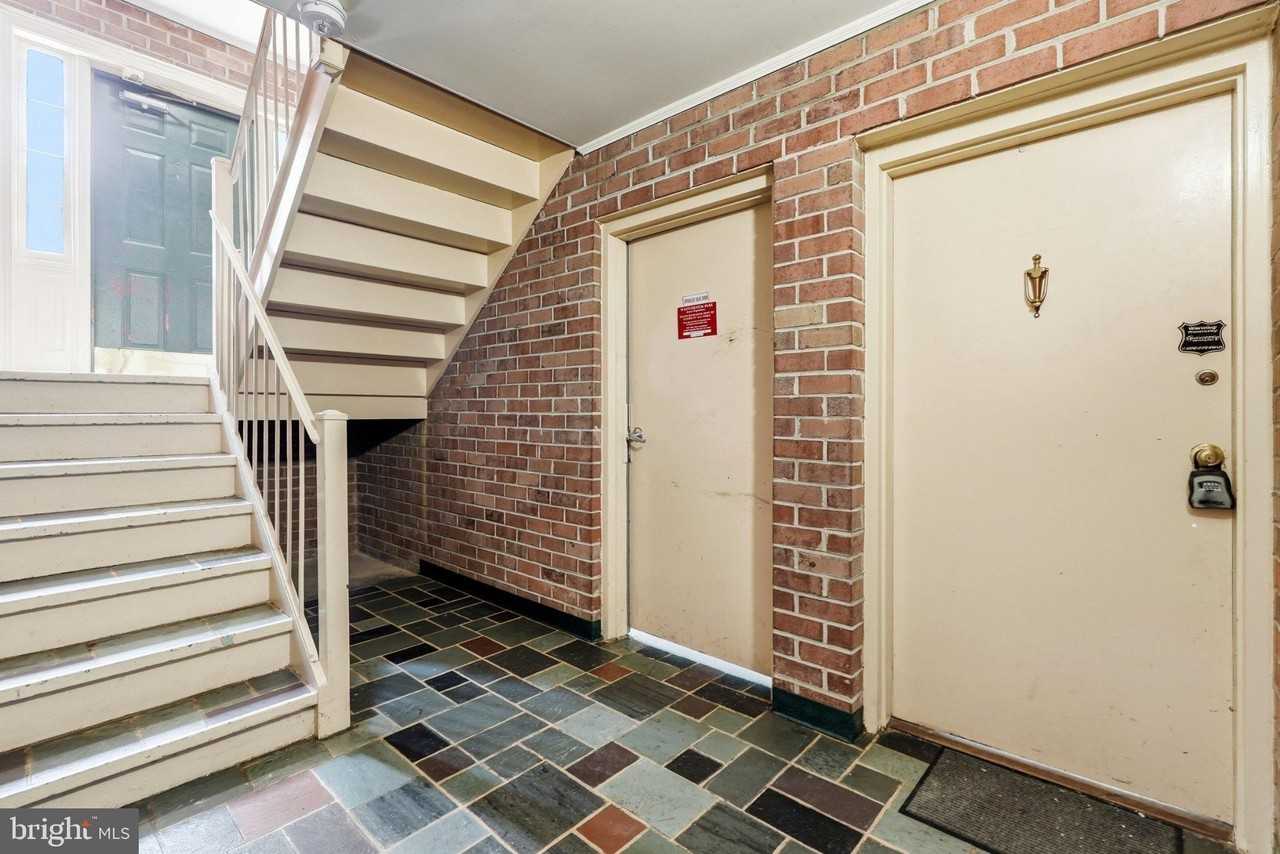 5976 Westchester Park Dr #5976T1 - Photo 6 of 23