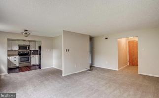 featured image of 204 Warwick Rd #B