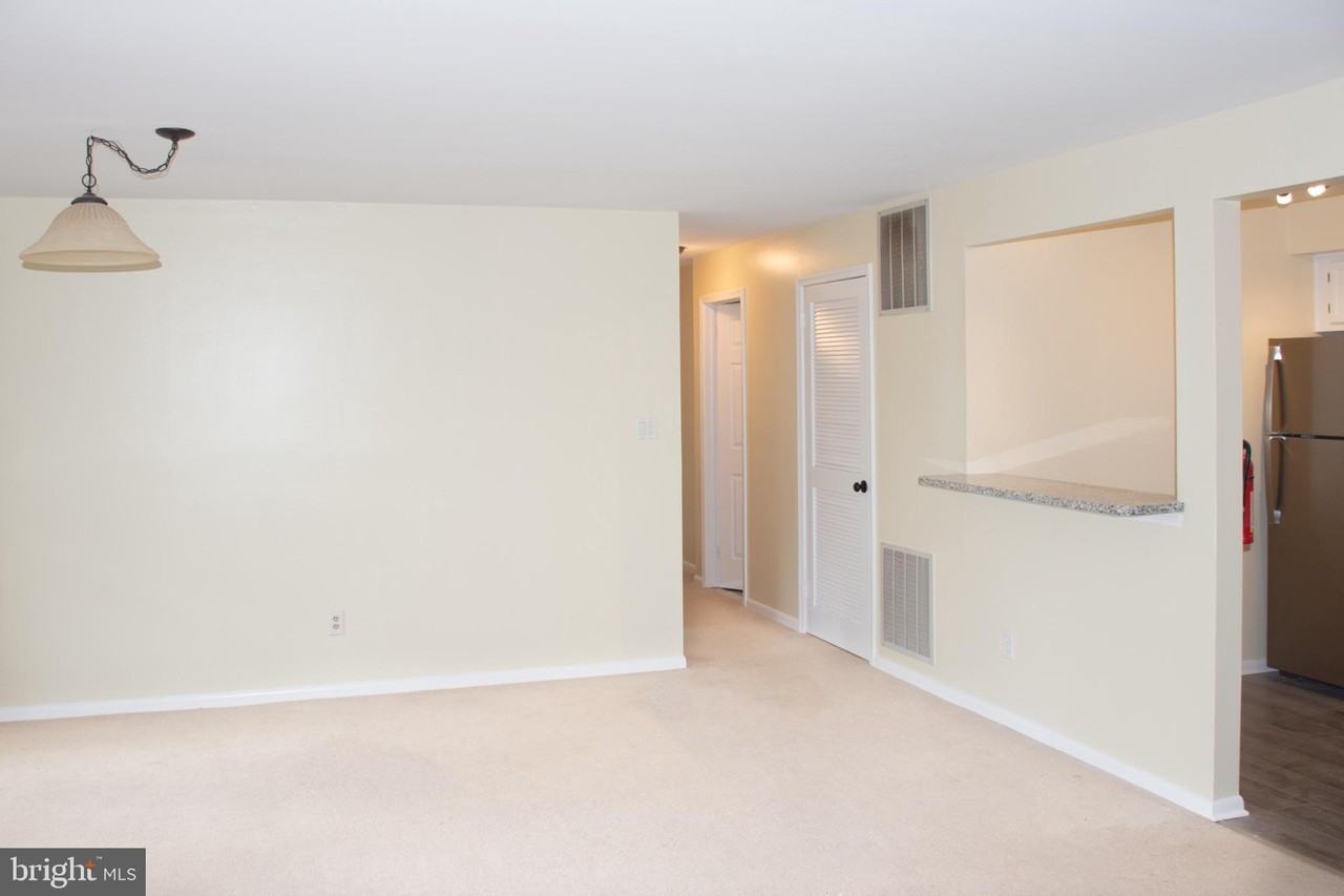 107 Delamere Dr #5 - Photo 3 of 14