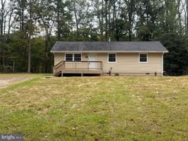 featured image of 7013 Trails End Rd