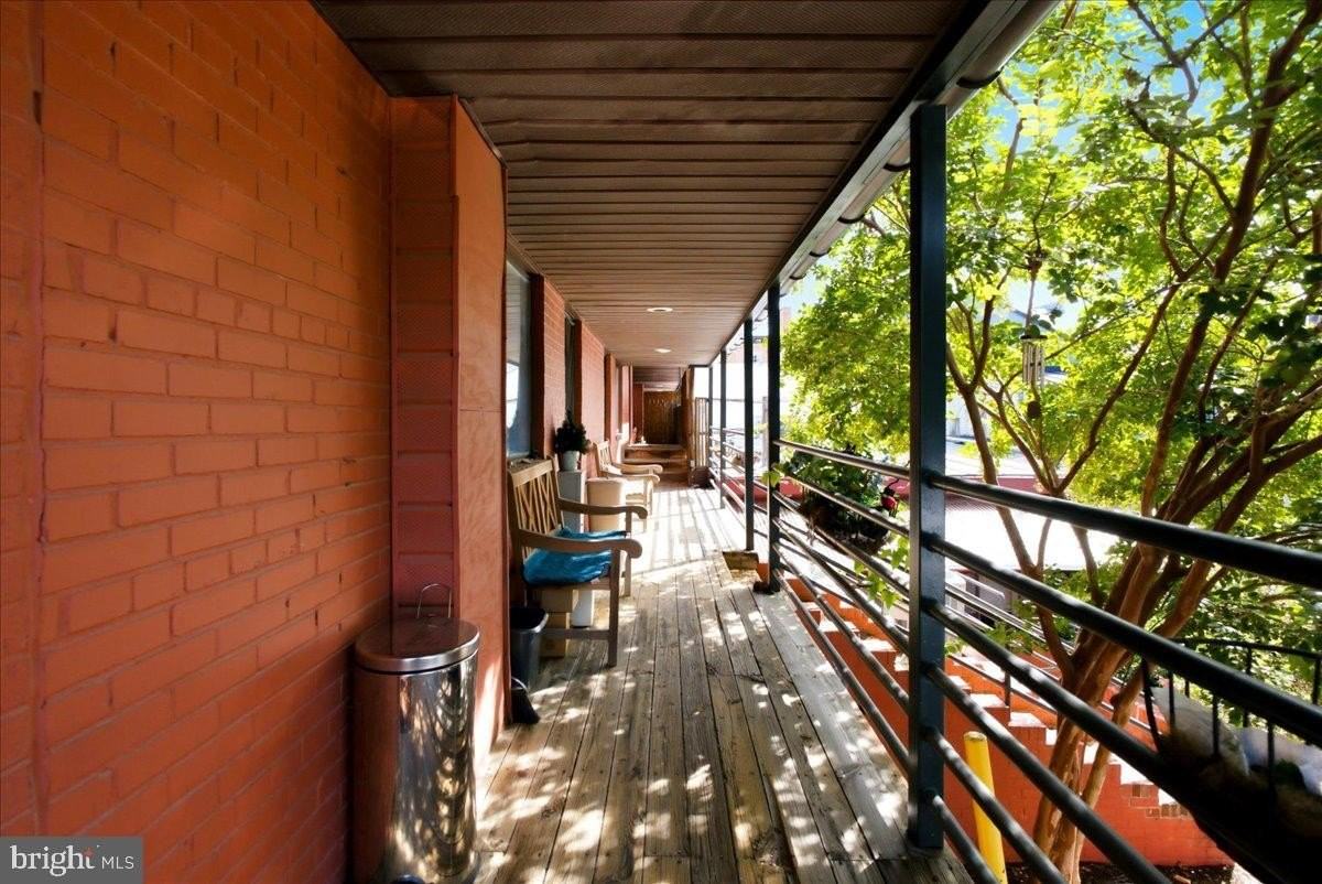 116 N Indian Aly #201 - Photo 2 of 14