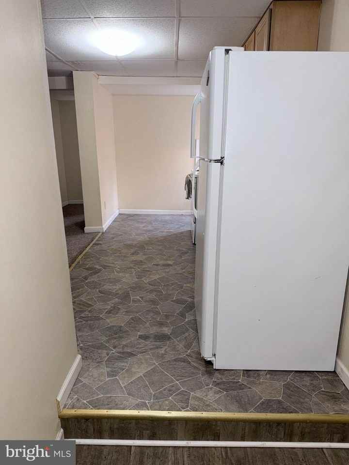 45 N Green St #4 - Photo 3 of 14