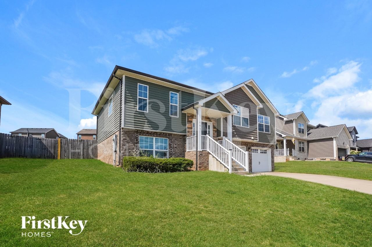467 Mirren Cir - Photo 2 of 19