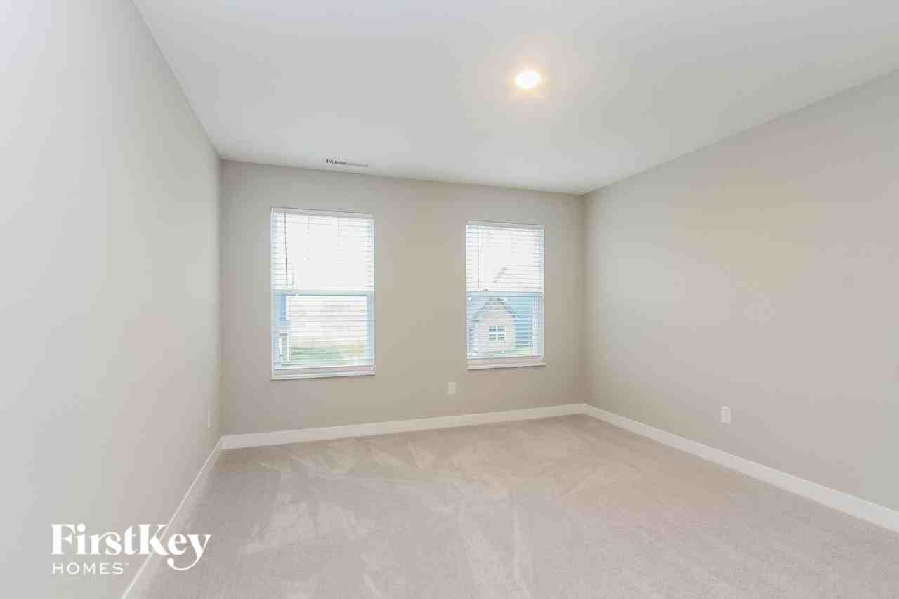 2488 S Carlota Dr - Photo 5 of 15