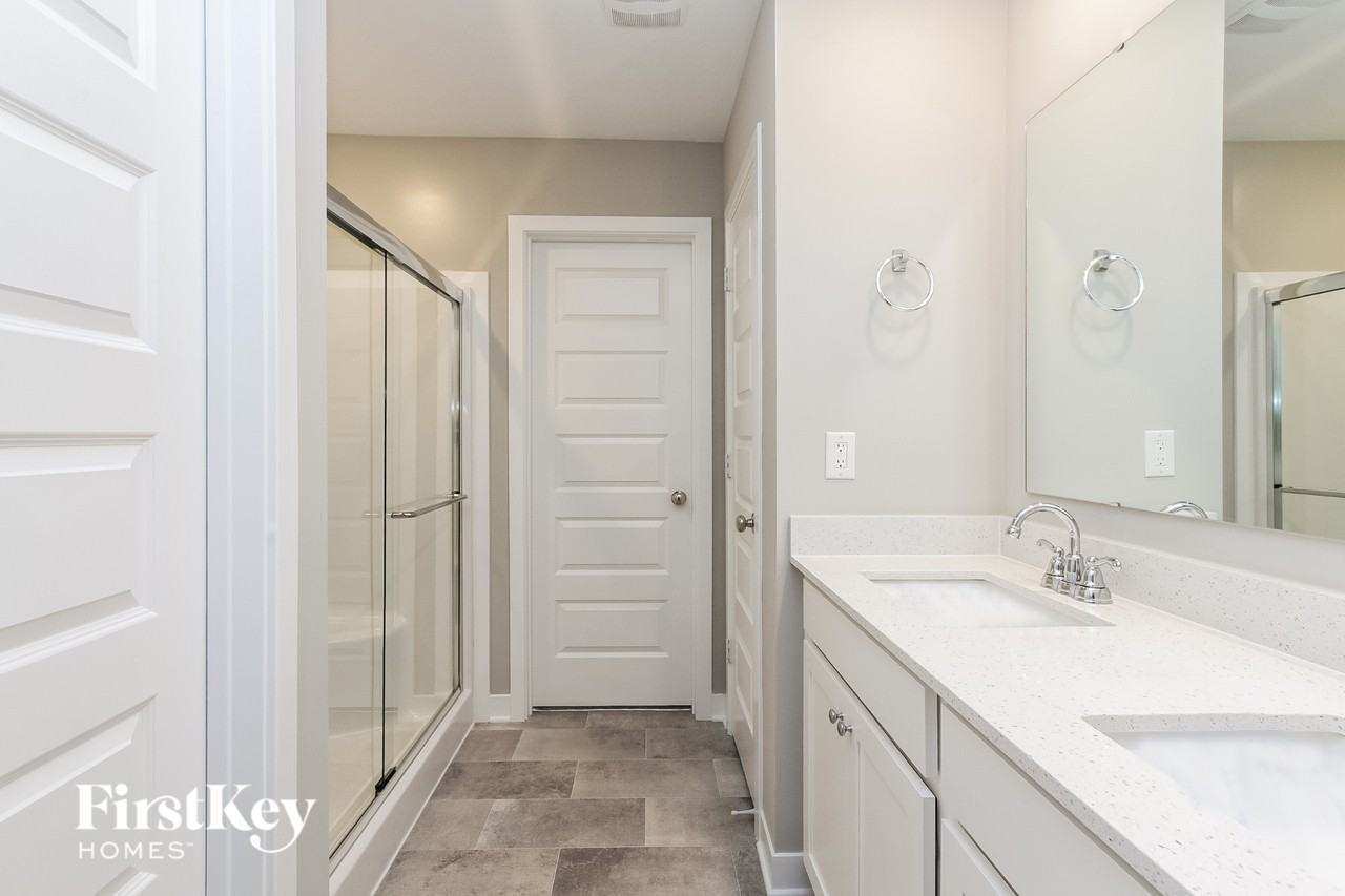 2488 S Carlota Dr - Photo 7 of 15