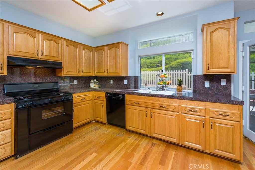 29324 Begonias Ln - Photo 5 of 15