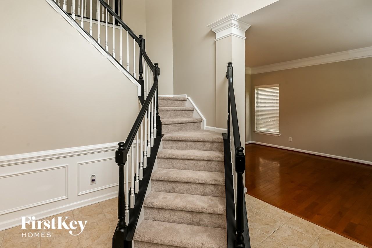 15907 Lavenham Rd - Photo 3 of 15