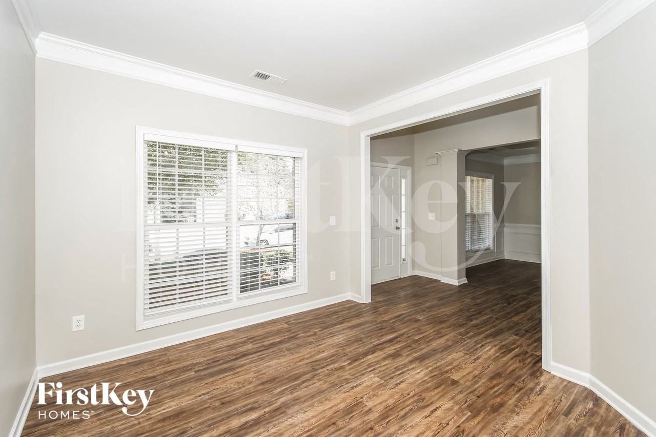 3480 Benefield Pl Sw - Photo 2 of 15