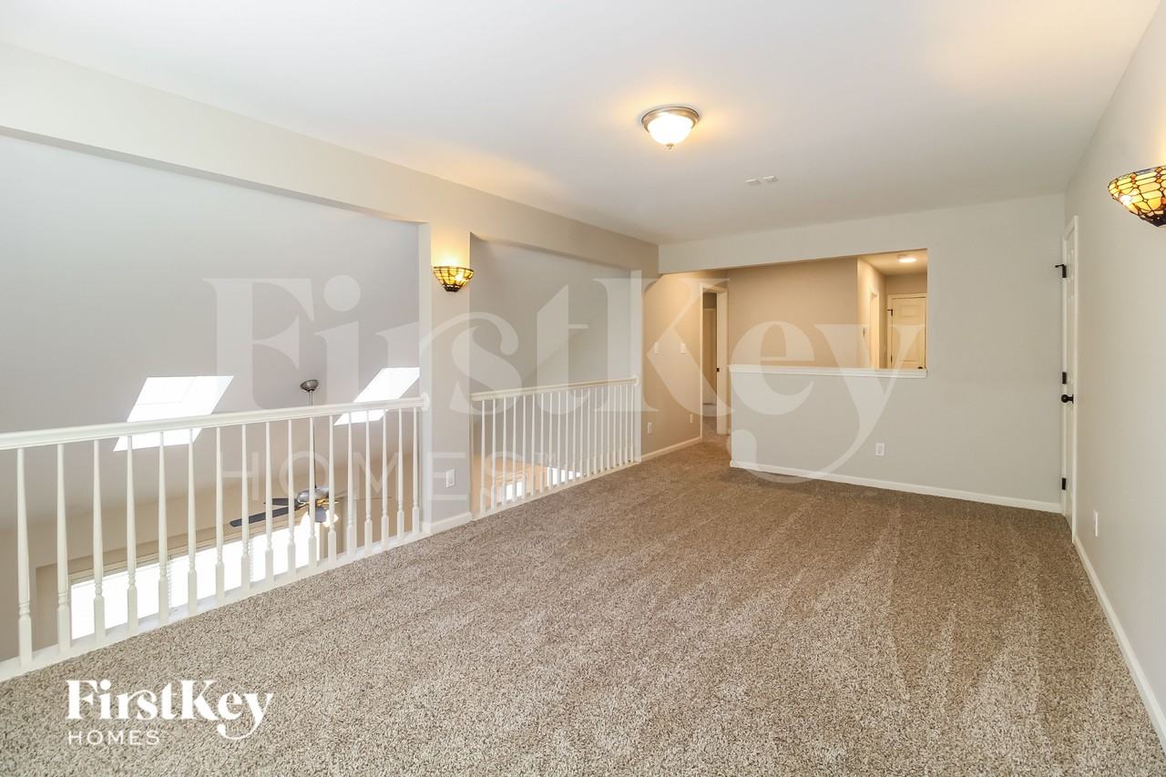 2807 Grasmere Dr - Photo 7 of 15