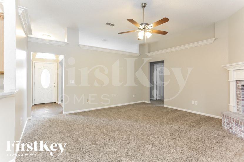 832 Camp Francis Johnson Rd - Photo 4 of 16