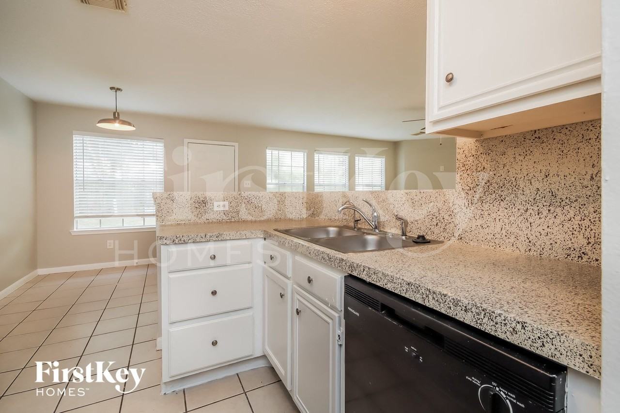 9155 Autumn Harvest Dr - Photo 6 of 15
