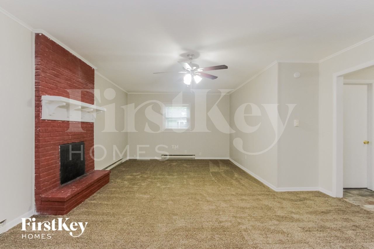 6902 Echo Ln - Photo 7 of 16