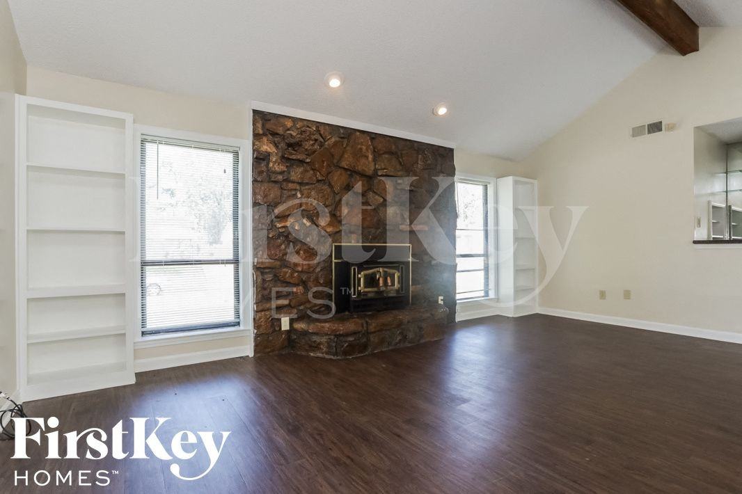 6014 Harvest Hill Cv - Photo 2 of 15
