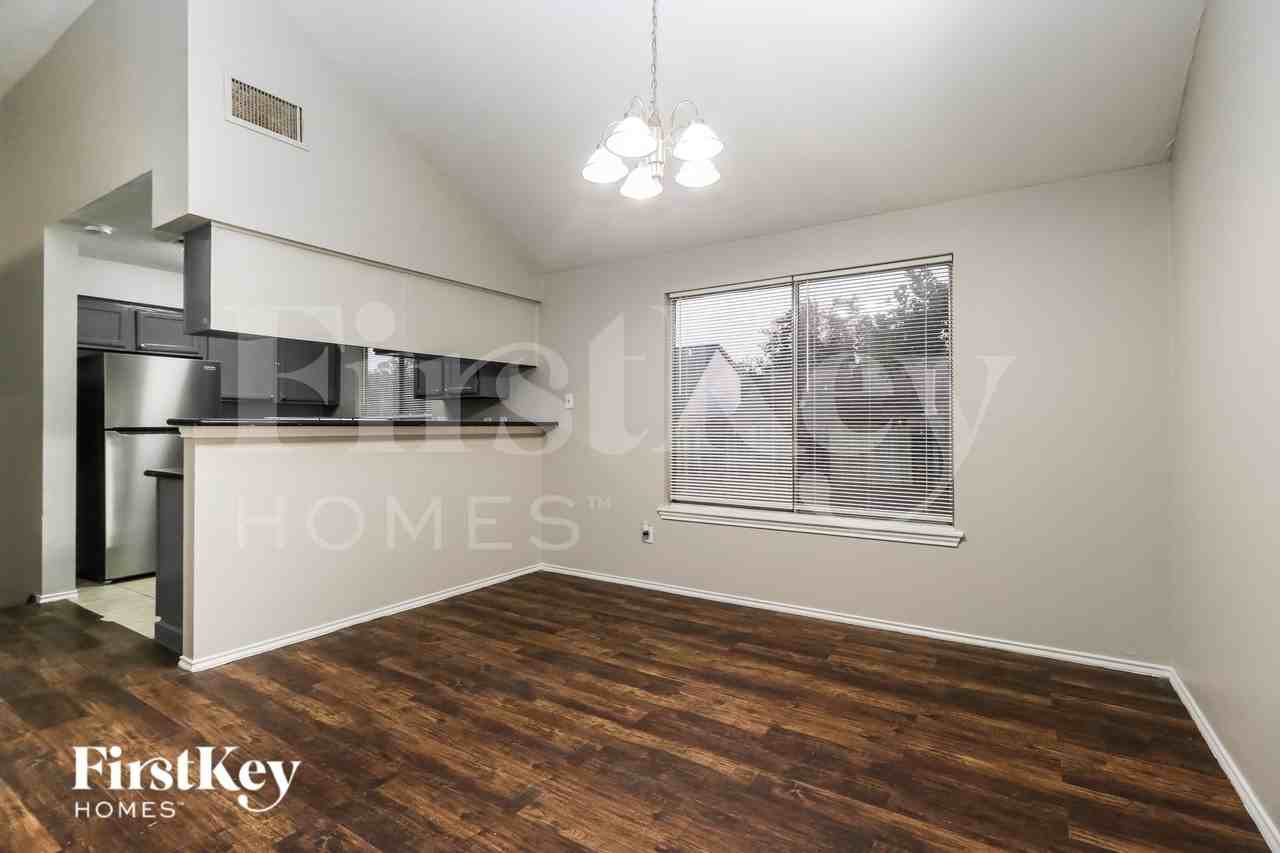 5134 Verdenbruk Dr - Photo 7 of 19