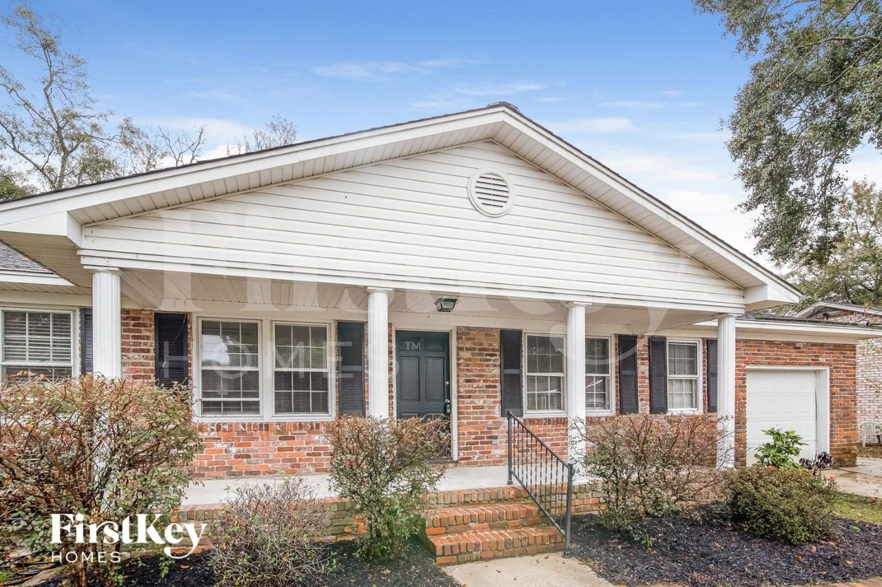 4331 Karen Dr - Photo 2 of 15