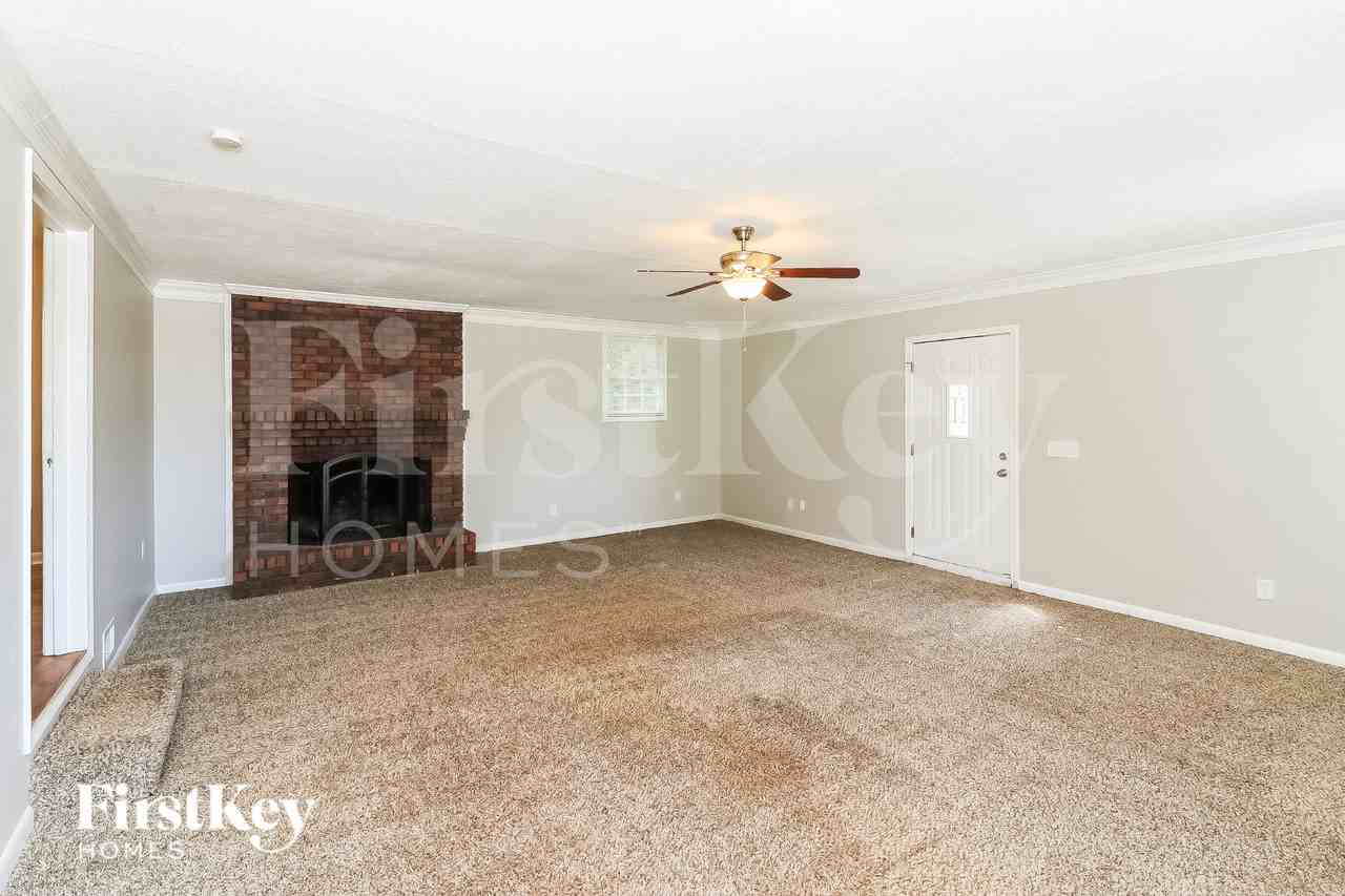 4162 Mcclesky Dr Ne - Photo 3 of 16