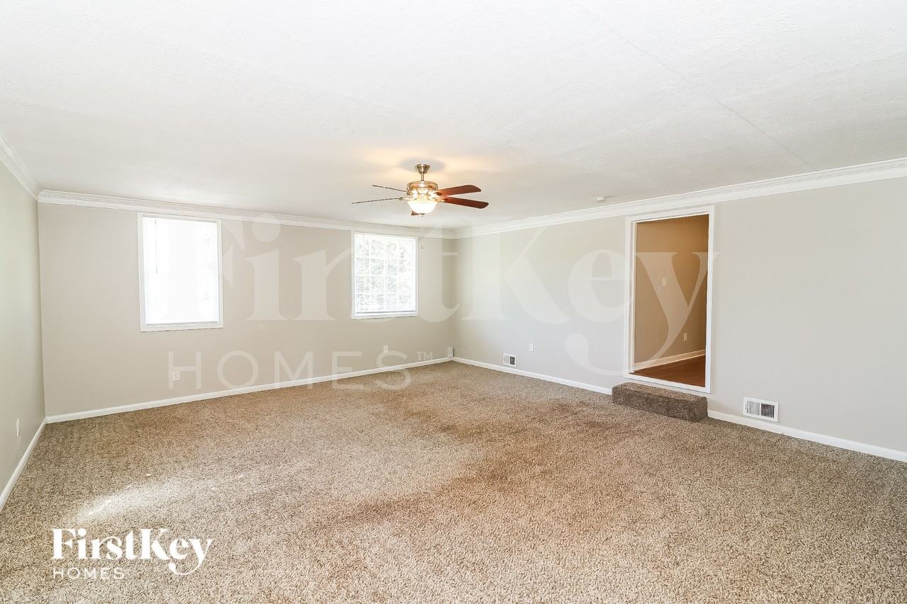 4162 Mcclesky Dr Ne - Photo 5 of 16