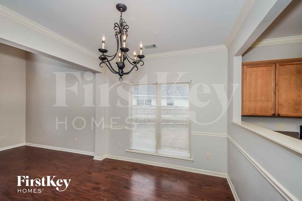 4009 Forest Lakes Rd - Photo 5 of 15